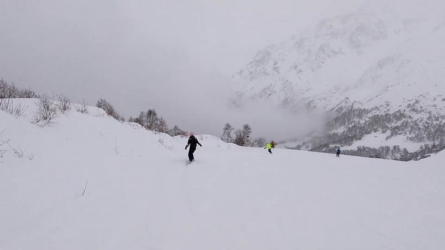 Снежная Грузия на автодоме! Обзор горнолыжного курорта Тетнульди, Местиа, Сванские башни. Часть 1 смотреть онлайн