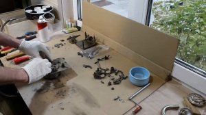 СВОИМИ РУКАМИ! Реставрация старинного патефона PATHE (Франция). Her Master's Hobby. Редкие фонограф