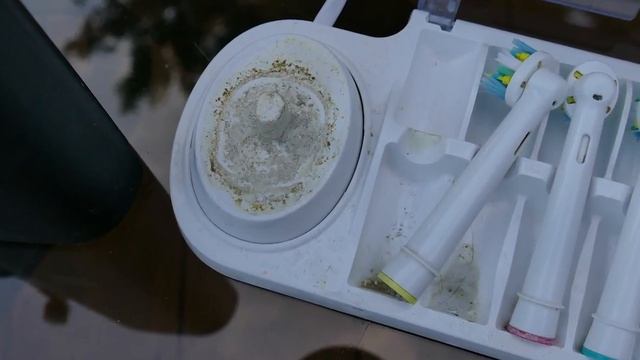 ORAL B 7000 / 5000 ELECTRIC TOOTHBRUSH REVIEW смотреть онлайн