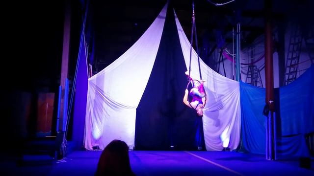 Esh student show 10/25/2014, Monsters aerial hoop act смотреть онлайн