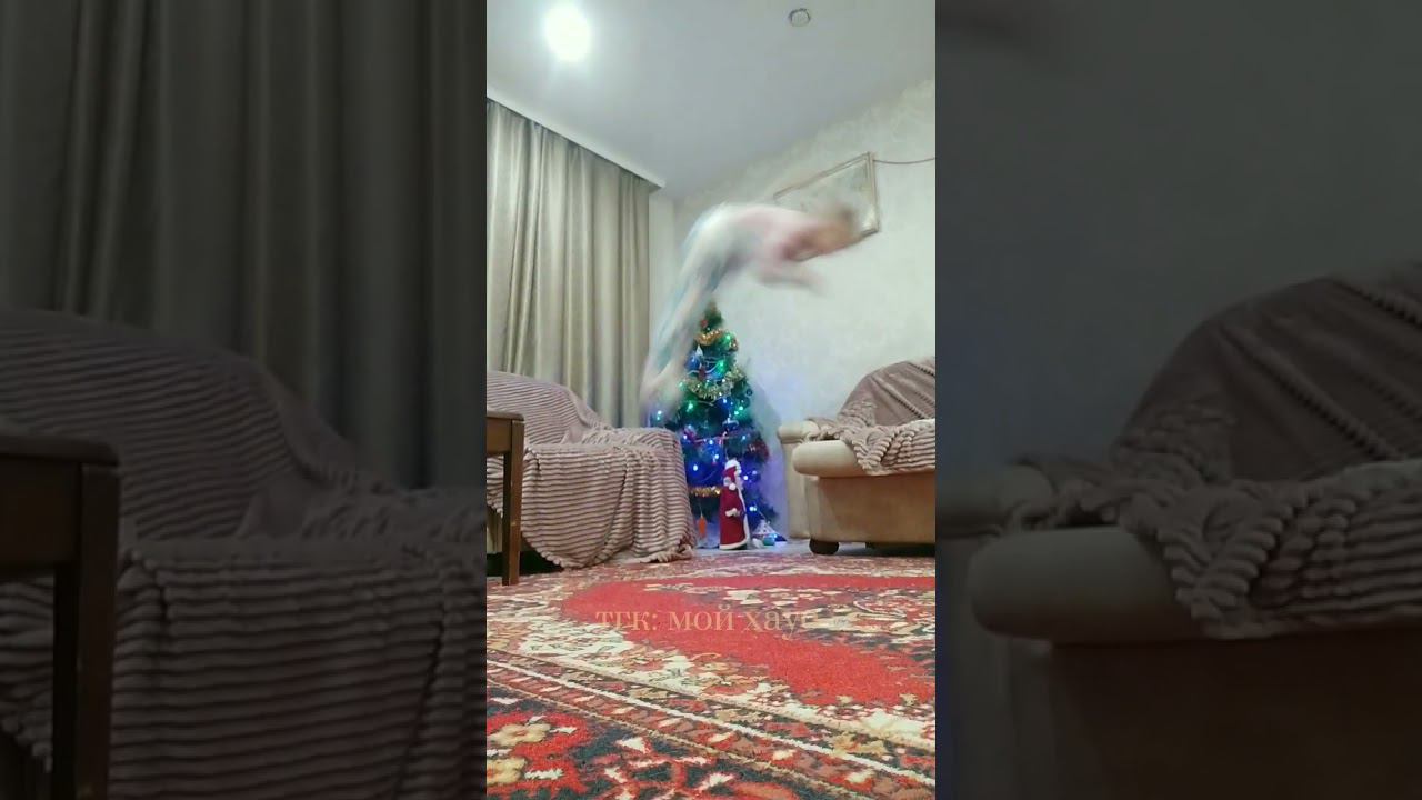 #_pink_theme_ #новыйгод #рек #нг #music #джинглбелс #атмосфера #эстетика #квадробика #териан #зима смотреть онлайн