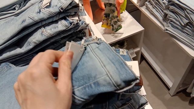 ДЕНЬ С КРИСТИНОЙ: наши покупки смотреть онлайн