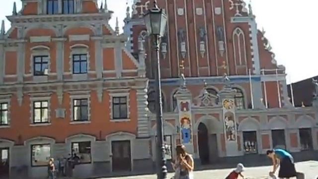 На Ратушной площади в Риге смотреть онлайн