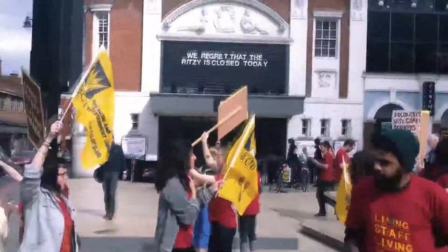 Ritzy Strike 2014/04/11 смотреть онлайн