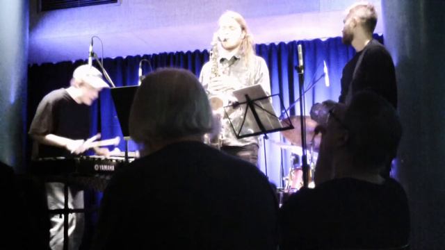 Maan Tila - Ukka has heard of the moon смотреть онлайн