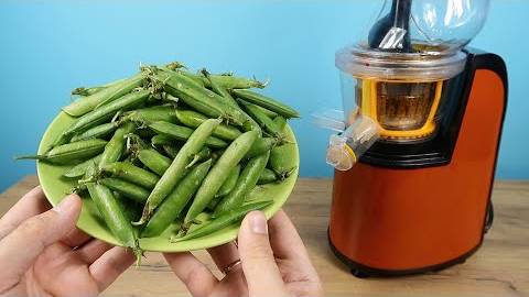 Что если выжать сок из стручков гороха_ Поймал Жука оленя! смотреть онлайн