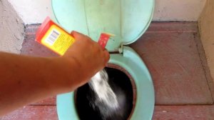 ДАЧНЫЙ или УЛИЧНЫЙ ТУАЛЕТ воняет?! Как ИЗБАВИТЬСЯ от ЗАПАХА - крутой ЛАЙФХАК!!!