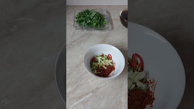 Холодный салат с холодцом ( Пачак хам сяй)??