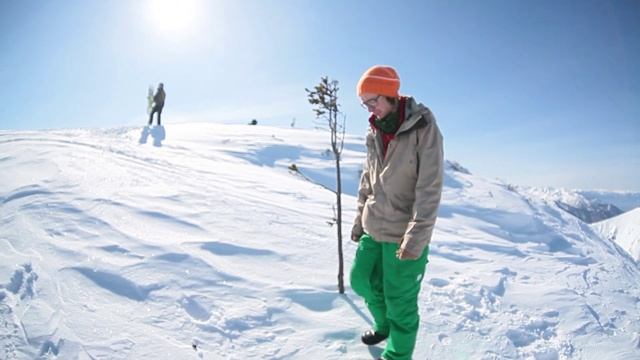 Дерево на вершине горы Мамай и Антон Климов смотреть онлайн