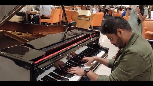 Hotel Staff Let Me Play Piano - But They THINK I'm a NOOB смотреть онлайн