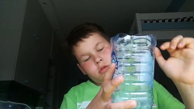 Мой любимый внук делает ловушку для рыбы из пластиковых бутылок смотреть онлайн