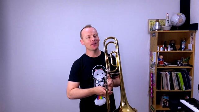 Crazy Little Thing Called Love - Trombone Play Along смотреть онлайн