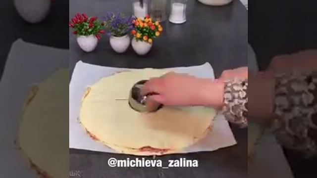 Соленый пирог с сосисками смотреть онлайн