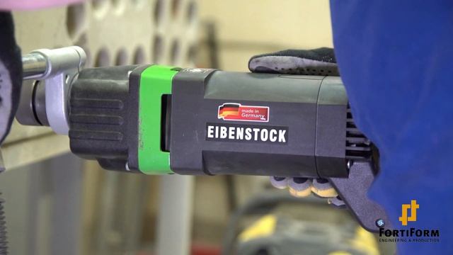 [RU]. Уникальная алмазная коронка для сухого сверления в армированном бетоне! смотреть онлайн