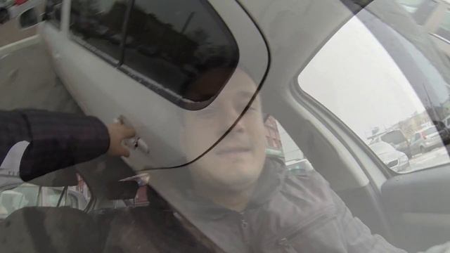 Замена обивки водительского сиденья на Skoda Octavia A5 смотреть онлайн