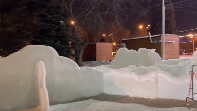 Уфа, центральная Ёлка, Горсовет, две недели до нового года, зима 2022❄️?❄️? смотреть онлайн