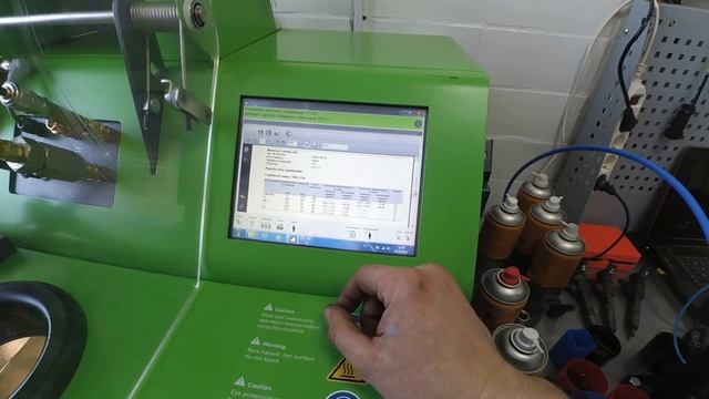 Замена топливных форсунок на BMW X3 E83 M47/T2 смотреть онлайн