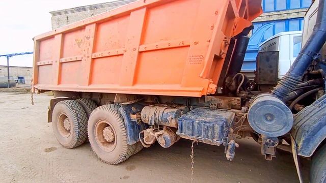 Сравнение МАЗ 5551 и МАЗ 5516. Самосвал обзор, плюсы и минусы... смотреть онлайн