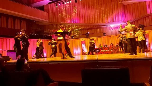 Clasificatorias Dia 1 - Ronda 21 Mundial de Tango 2.023 "Déjame así" De Angelis/Ruiz ? смотреть онлайн