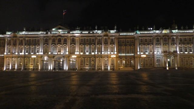 В сильный мороз на Дворцовой площади . Санкт-Петербург. Эрмитаж смотреть онлайн