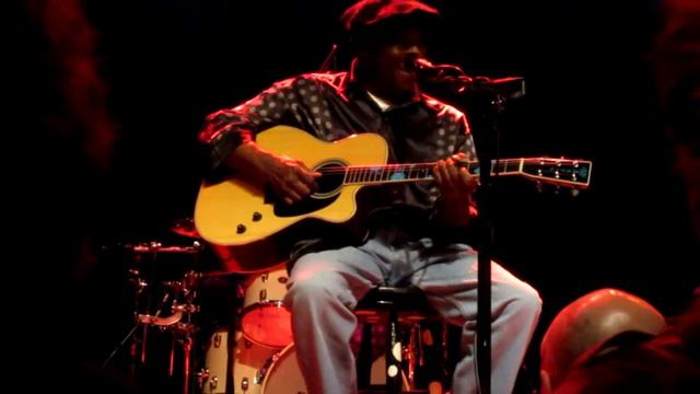 Buddy Guy acoustic "Strange Brew" Rams Head Live 11/5/11 смотреть онлайн