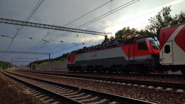 ЭП20 с поездом Москва - Брянск (4К) смотреть онлайн