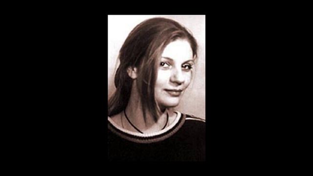 Три блондинки с комедийным амплуа смотреть онлайн