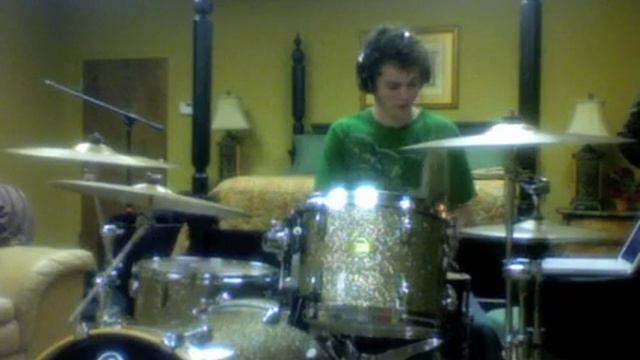Emery Drum Cover-World Away смотреть онлайн