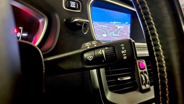 Volvo V40 1.6 D2 R-Design