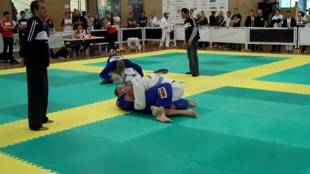 Daniel Adler - 2011 NSW BJJ Spring Cup (Roots BJJ Sydney CBD) смотреть онлайн