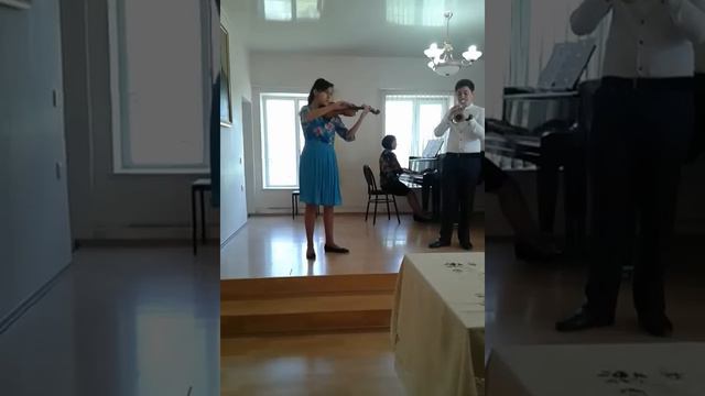 Baki Haqqinda Mahni.Truba (Əliyev Zulfuqar-)Skripka-(Mustafayeva Neyjən) (17 Sayli Musiqi Məktəbi)