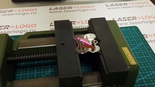 Адресник с гравировкой. Лазерная глубокая гравировка. смотреть онлайн
