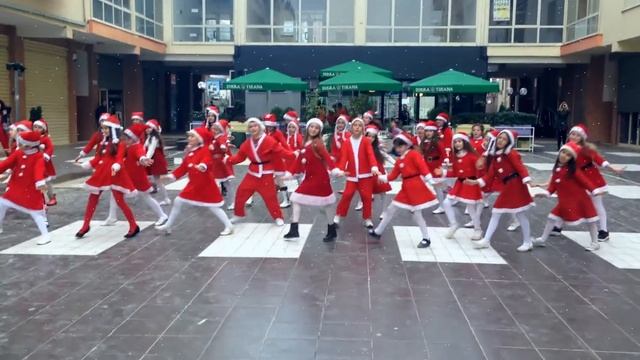 Merry Christmas Best Dance 2016 Crazy Frog - Last Christmas смотреть онлайн