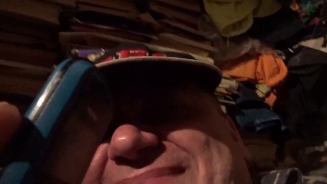 САНБОЙ ЗВОНИТ ШУТОВУ, КОТОРЫЙ ЛЕЖИТ ВАЛЬТОМ СО СТАСОМ смотреть онлайн