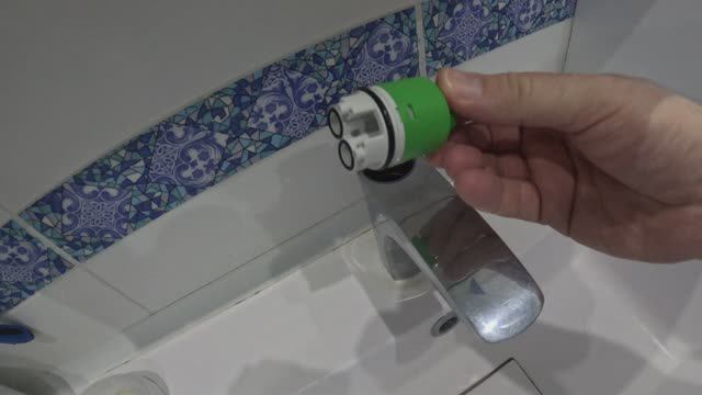 Замена кассеты смесителя смотреть онлайн