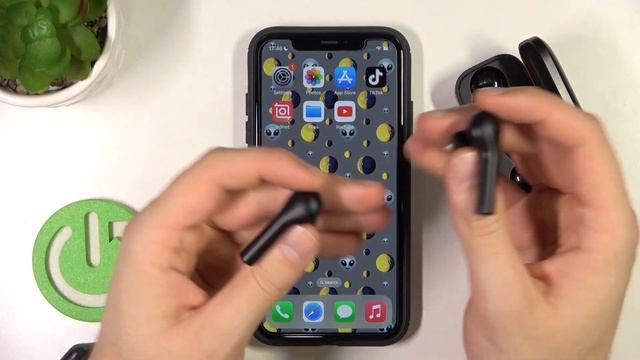 How to Pair QCY T5 with iPhone? смотреть онлайн