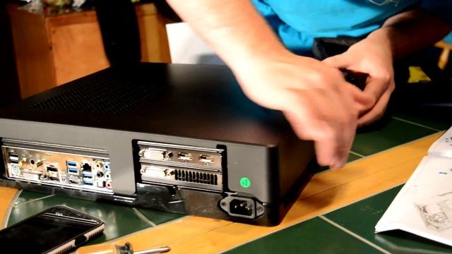 Building A Console (Xbox 720) смотреть онлайн