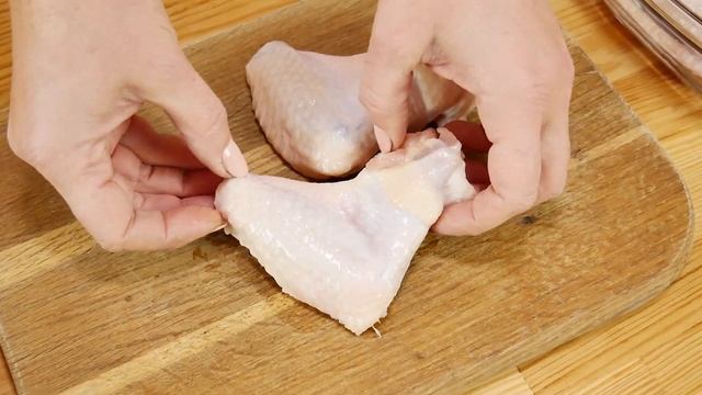 Куриные крылышки в духовке | Соево-медовый маринад смотреть онлайн
