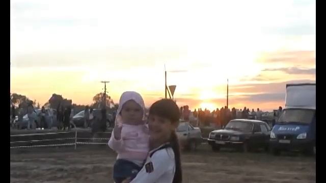 Зеленая Долина.Погрузитесь в атмосферу праздника.mp4 смотреть онлайн