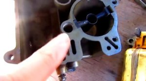 Карбюратор К133 уровень топлива. Балансированный карбюратор