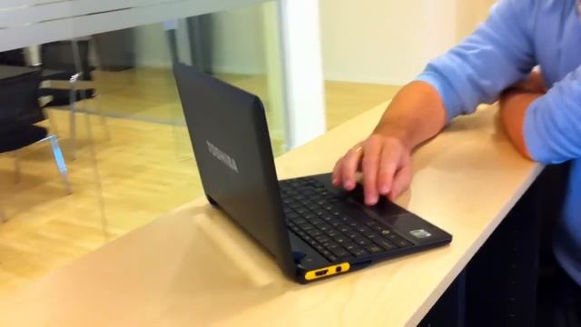 Toshiba AC100 Android laptop смотреть онлайн