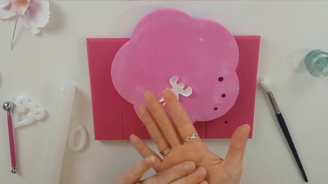 Moth orchid tutorial video from FMM Sugarcraft & Immaculate Confections смотреть онлайн