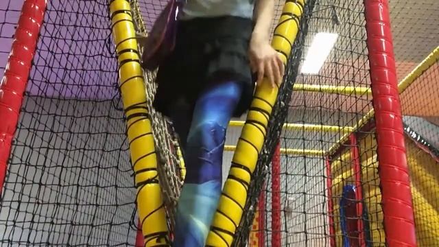 ABDL sissy in a indoor playground смотреть онлайн