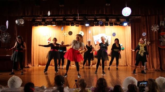 Творческий центр "Лествица", Новогодний КиноМузей смотреть онлайн