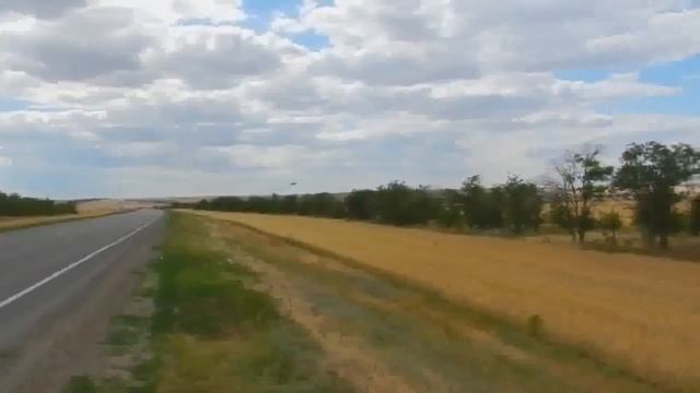 СУ 24 В ПАРЕ МЕТРОВ НАД ЗЕМЛЕЙ смотреть онлайн