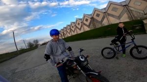 ПОМЕНЯЛ Квадроцикл На БМХ В 11 ЛЕТ и Упал