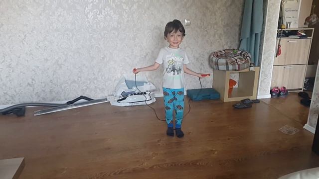 Знакомство со скакалкой. смотреть онлайн