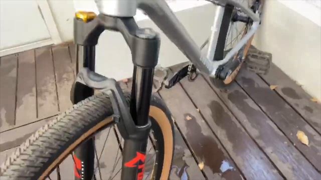 CANYON STITCHED 360 PRO DIRT JUMPER. Quick look and walk around. смотреть онлайн
