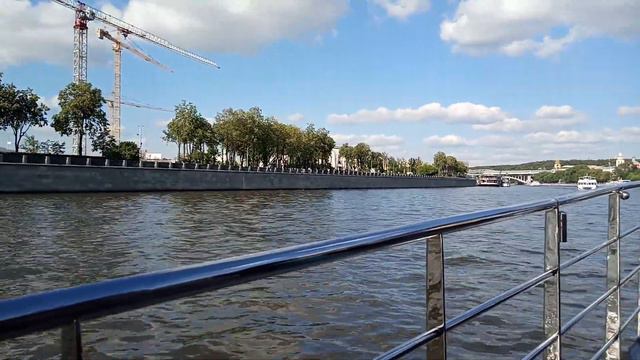 Речной трамвайчик Москва смотреть онлайн