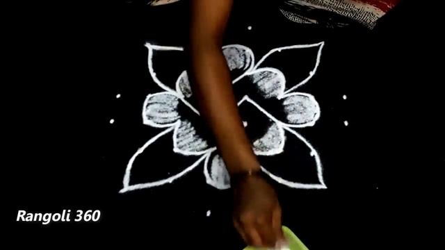 Easy & Awesome Flower rangoli with 8X2X2 dots | Easy rangoli | Muggulu rangoli | Kolam | Rangoli 36 смотреть онлайн